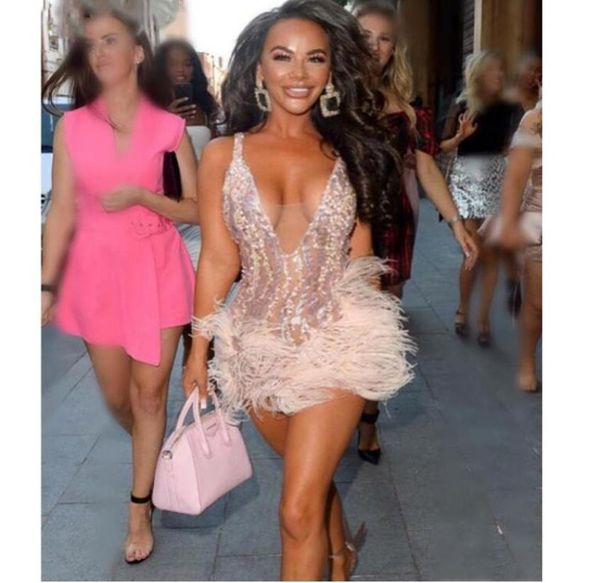 mini homecoming dresses with deep v neck sparkly crystals beading feather short cocktail dresses girls birthday prom dr2996039, Blue;pink
mini homecoming dresses with deep v neck sparkly crystals beading feather short cocktail dresses girls birthday prom dr2996039, Blue;pink