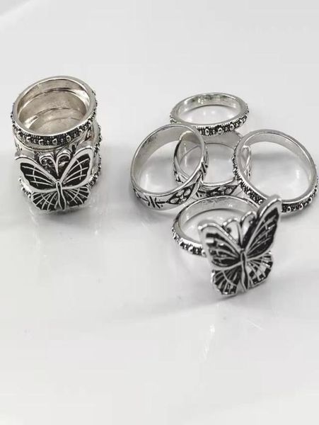cluster rings 5 piecesset of retro fashion hiphop ring set butterfly multilayer couple trend personality female size 5103060185, Golden;silver
cluster rings 5 piecesset of retro fashion hiphop ring set butterfly multilayer couple trend personality female size 5103060185, Golden;silver