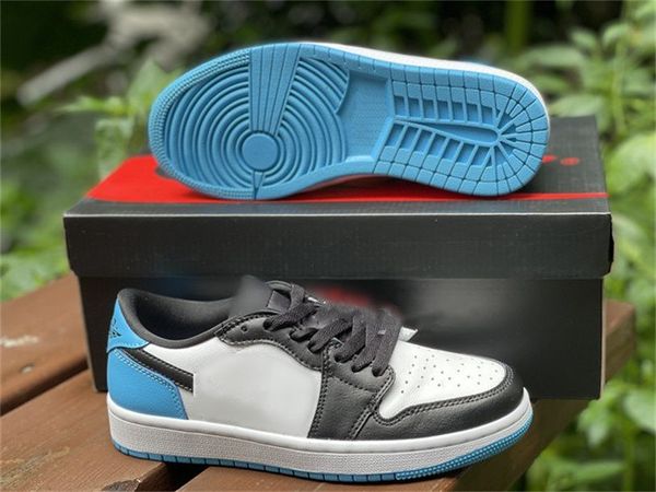 original jumpman 1s low men women shoes blue white black hook designer basketball shoes outdoor sneakers size available fast delivery with b
original jumpman 1s low men women shoes blue white black hook designer basketball shoes outdoor sneakers size available fast delivery with b