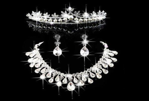 fashion pearl crown tiara bridal jewelry crystal choker necklace earrings wedding evening party women hair accessories cn1006883990, White
fashion pearl crown tiara bridal jewelry crystal choker necklace earrings wedding evening party women hair accessories cn1006883990, White