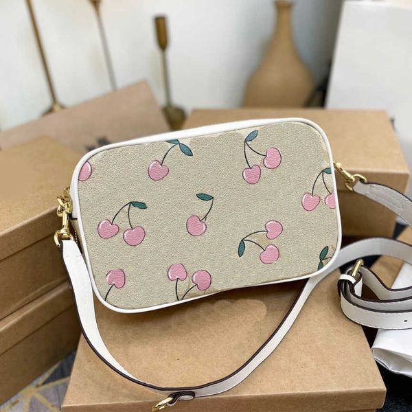 strawberry shoulder bags women designer camera bags luxurys handbag tote leather cherry crossbody female messenger purses 230615
strawberry shoulder bags women designer camera bags luxurys handbag tote leather cherry crossbody female messenger purses 230615