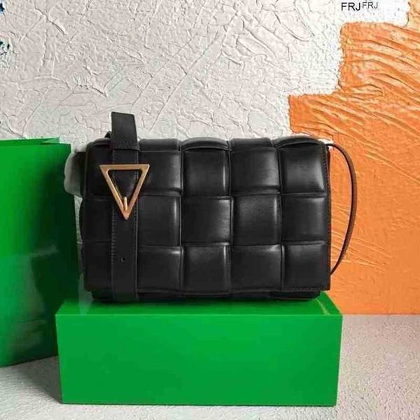 bottegas bags venetas cassettes handbags large bag real sheep pickup woven hand pillow messenger womens single shoulder g have logo frj y1o6
bottegas bags venetas cassettes handbags large bag real sheep pickup woven hand pillow messenger womens single shoulder g have logo frj y1o6