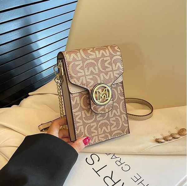 6111m women luxurys designers bags crossbody handbags womens purses shoulder shopping totes bag
6111m women luxurys designers bags crossbody handbags womens purses shoulder shopping totes bag