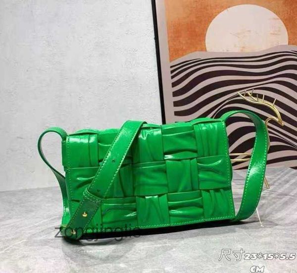 authentic inclined the tote bag designer winter shoulder pleated woven pillow span bottegas bags one venetas cassettes handleather for men w
authentic inclined the tote bag designer winter shoulder pleated woven pillow span bottegas bags one venetas cassettes handleather for men w