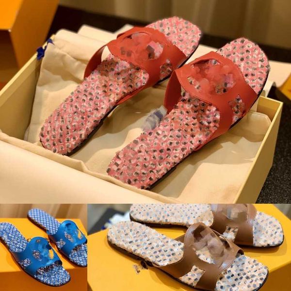 luxury isola flat monograms mule slippers gold metallic calf leather outsole slides circle signature fashioned soft calfskin wide front stra, Black
luxury isola flat monograms mule slippers gold metallic calf leather outsole slides circle signature fashioned soft calfskin wide front stra, Black