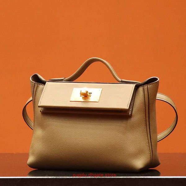 h home designer tote bags master one shoulder crossbody handheld women's bag mini2424 cowhide beige evercolor with real logo
h home designer tote bags master one shoulder crossbody handheld women's bag mini2424 cowhide beige evercolor with real logo
