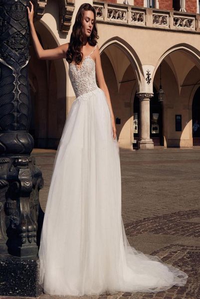 spaghetti strips aline wedding dresses appliques lace bridal gowns modest bandage back long robe de mariee formal wedding we9202360, White
spaghetti strips aline wedding dresses appliques lace bridal gowns modest bandage back long robe de mariee formal wedding we9202360, White