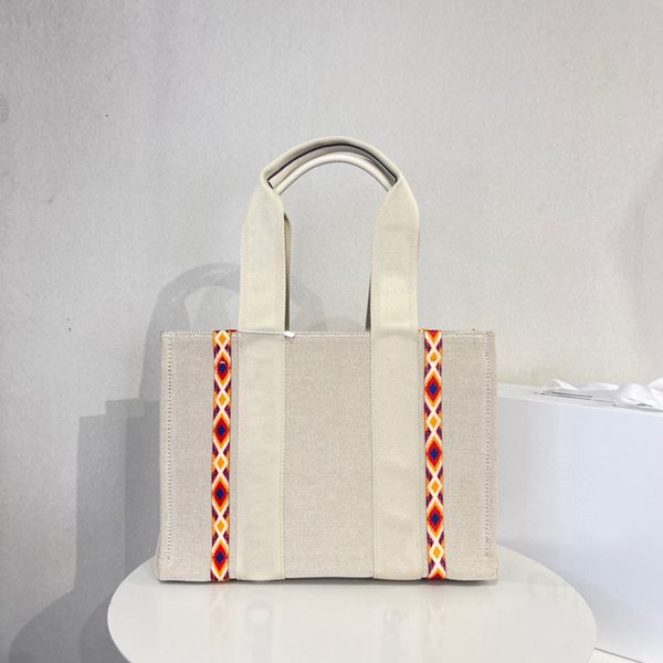 luxury designer women's handbag tote bag shopping bag tramp canvas fashion beach bag luxury brand travel messenger bag shoulder bag
luxury designer women's handbag tote bag shopping bag tramp canvas fashion beach bag luxury brand travel messenger bag shoulder bag