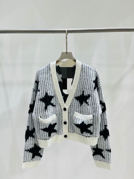 626 2023 runway summer brand same style sweater striped long sleeve v neck white black cardigan fashion clothes womens fengjie
626 2023 runway summer brand same style sweater striped long sleeve v neck white black cardigan fashion clothes womens fengjie