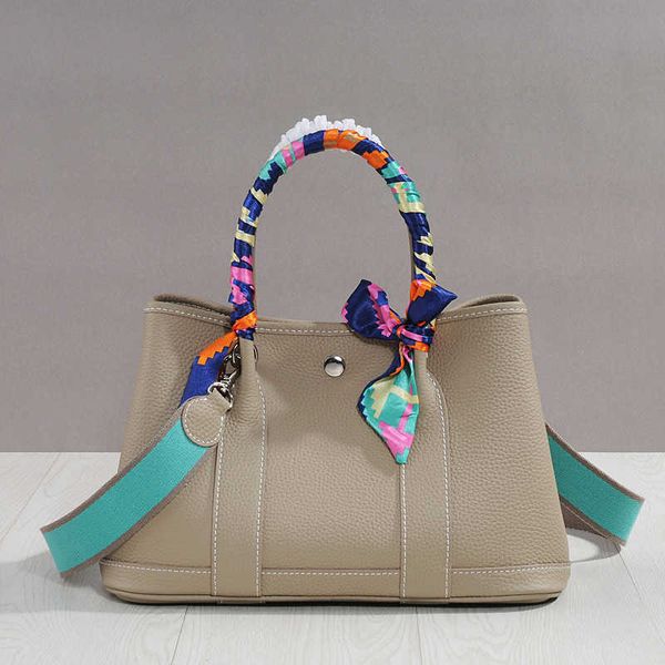 original designer bags h home spring genuine 2023 leather women's bag one shoulder oblique straddle tote versatile garden portable big
original designer bags h home spring genuine 2023 leather women's bag one shoulder oblique straddle tote versatile garden portable big