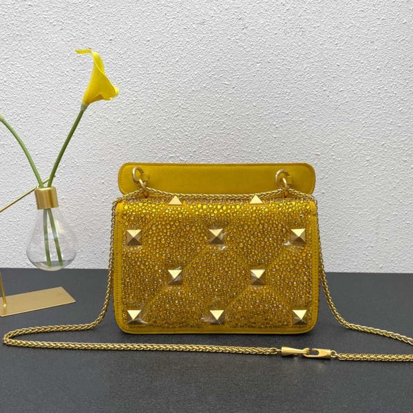 valentiino bag lady purse bags designer high small with trendy diamond crystal rivet chain portable single shoulder diagonal cross
valentiino bag lady purse bags designer high small with trendy diamond crystal rivet chain portable single shoulder diagonal cross