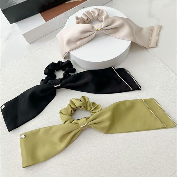 3colors women brand designer letter hair rubber band elastic hairrope ponytail holder luxury large intestine hair accessorie jewelry, Pink
3colors women brand designer letter hair rubber band elastic hairrope ponytail holder luxury large intestine hair accessorie jewelry, Pink