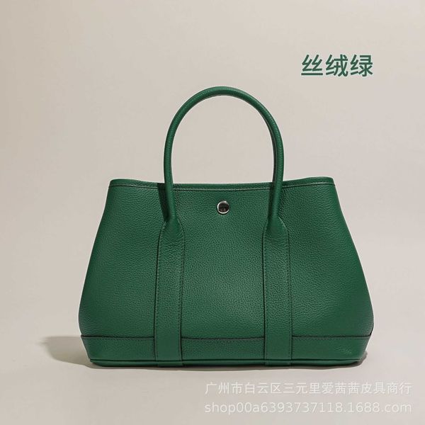 original designer bags h home new leather 2023 women's bag single shoulder messenger tote versatile garden portable shopping bucket 1 p
original designer bags h home new leather 2023 women's bag single shoulder messenger tote versatile garden portable shopping bucket 1 p
