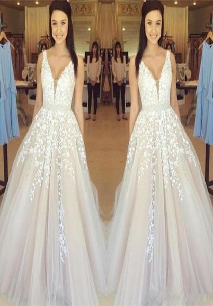 2017 luxury women prom dress plunging tulle appliques v neck party dresses evening gowns sweep train celebrity pageant dress7613140, Black
2017 luxury women prom dress plunging tulle appliques v neck party dresses evening gowns sweep train celebrity pageant dress7613140, Black
