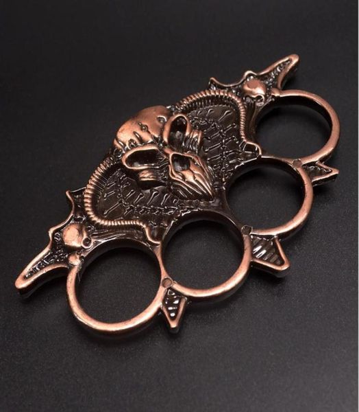 wushu fighter kui niu wang tie fourfingered tiger knuckle brass ring equipped with lifesaving hammer fist clasp ring6998144
wushu fighter kui niu wang tie fourfingered tiger knuckle brass ring equipped with lifesaving hammer fist clasp ring6998144