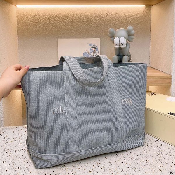 designer bags handbags tote bag king bagss beach women luxury fashion knitting purse shoulder large capacity canvas shopping bag
designer bags handbags tote bag king bagss beach women luxury fashion knitting purse shoulder large capacity canvas shopping bag