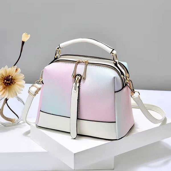 women's summer new fashion shoulder bag trendy women's large capacity crossbody bag candy color handbag
women's summer new fashion shoulder bag trendy women's large capacity crossbody bag candy color handbag