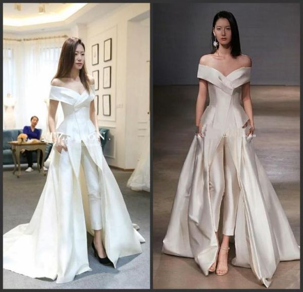 2020 new women dresses jumpsuit with long train white evening gowns off shoulder sweep train elegant zuhair murad dress vestidos f6111266, Black;red
2020 new women dresses jumpsuit with long train white evening gowns off shoulder sweep train elegant zuhair murad dress vestidos f6111266, Black;red