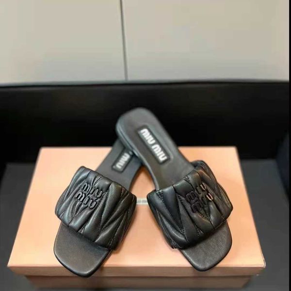 slippers mius beach shoes women slide designer sandals wear net red caligae flat bottom square open toe flip flops wv49
slippers mius beach shoes women slide designer sandals wear net red caligae flat bottom square open toe flip flops wv49