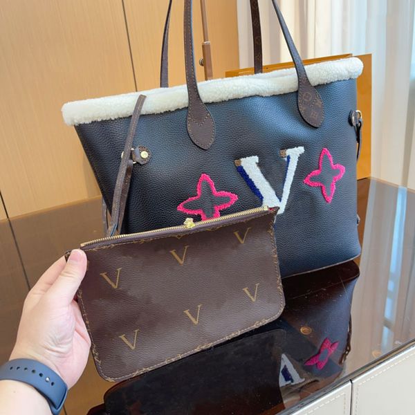 Tote bag Luxury designer bag Casual bag Tote Y logo Soft Plush handbag large shopping bag purse sling wallet Cross body Women fashion bag 
Tote bag Luxury designer bag Casual bag Tote Y logo Soft Plush handbag large shopping bag purse sling wallet Cross body Women fashion bag