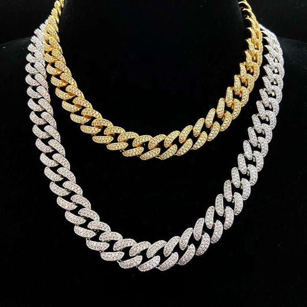 Wholesale Price Iced Out Prong Set Cubic Zirconia Diamond Gold Cuban Link Chain Hip Hop Necklaces 18" 22" 24'' Cuban Chain
Wholesale Price Iced Out Prong Set Cubic Zirconia Diamond Gold Cuban Link Chain Hip Hop Necklaces 18" 22" 24'' Cuban Chain