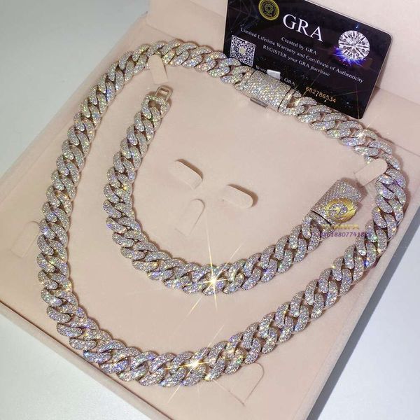 Hip Hop Iced Out Jewelry Prong Set Vvs1 Moissanite Diamond Cuban Link Chain Necklace
Hip Hop Iced Out Jewelry Prong Set Vvs1 Moissanite Diamond Cuban Link Chain Necklace