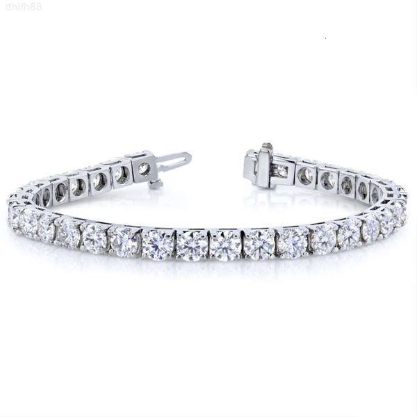 Factory Directly 6mm 0.8carat White Moissanite Diamond Solid Gold Tennis Bracelet Woman
Factory Directly 6mm 0.8carat White Moissanite Diamond Solid Gold Tennis Bracelet Woman