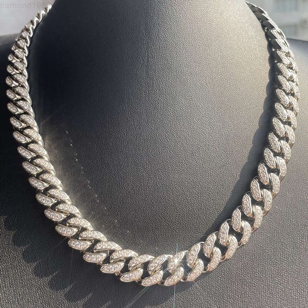 Simple Style Iced Out Moissanite/ Cz Diamond Cuban Chain Single Rows 10mm Wide 925 Silver Hip Hop Chain Cuban Necklace
Simple Style Iced Out Moissanite/ Cz Diamond Cuban Chain Single Rows 10mm Wide 925 Silver Hip Hop Chain Cuban Necklace