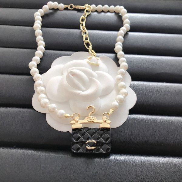 Mixed Necklaces Designer Jewelry Letters 18K Gold Plated chain Women Pearl Necklace Chokers Wedding Party Gift
Mixed Necklaces Designer Jewelry Letters 18K Gold Plated chain Women Pearl Necklace Chokers Wedding Party Gift