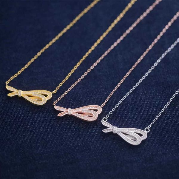 Tiff Necklace Designer Jewelry Luxury Fashion jewelry 925 Sterling Silver Half Bow Necklace Versatile Feminine Style Small and Simple Chain jewelry accessory
Tiff Necklace Designer Jewelry Luxury Fashion jewelry 925 Sterling Silver Half Bow Necklace Versatile Feminine Style Small and Simple Chain jewelry accessory