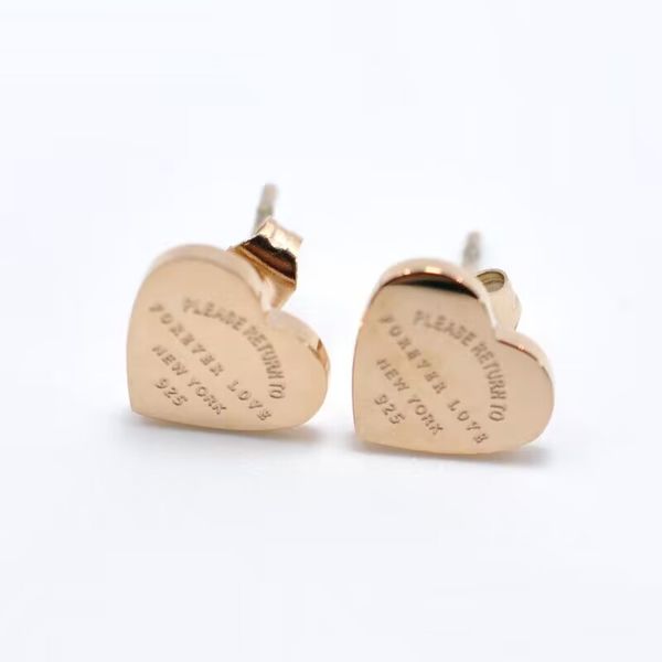 Classic Loves Heart earring van cleefity Earrings designer 18K gold rose silver for women stud luxury letter stainless steel 10x9mm Earing jewelry gifts woman
Classic Loves Heart earring van cleefity Earrings designer 18K gold rose silver for women stud luxury letter stainless steel 10x9mm Earing jewelry gifts woman
