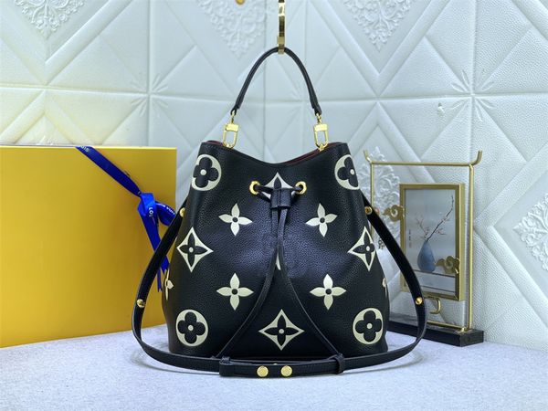 luxury designers Bucket Shoulder Bags flower Purses Women Tote Brand Letter Genuine Leather Handbags crossbody bag L045497, Q3
luxury designers Bucket Shoulder Bags flower Purses Women Tote Brand Letter Genuine Leather Handbags crossbody bag L045497, Q3