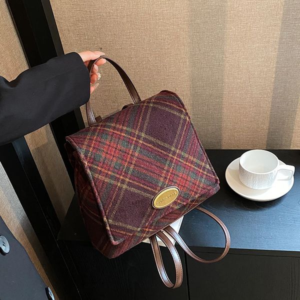 Factory sales shoulder bag winter popular woolen backpack college wind casual leather student backpacks flip stitching plaid fashion handbag 2901#, Clear
Factory sales shoulder bag winter popular woolen backpack college wind casual leather student backpacks flip stitching plaid fashion handbag 2901#, Clear