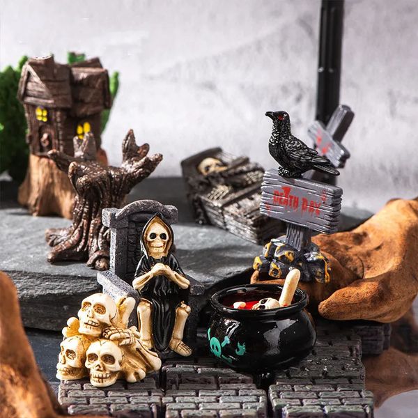 Decorative Objects Figurines Miniatures Ghost Skeleton Mummy Skull Micro Landscape Ornaments For Halloween Decorations Hoom Desk Accessories 231009