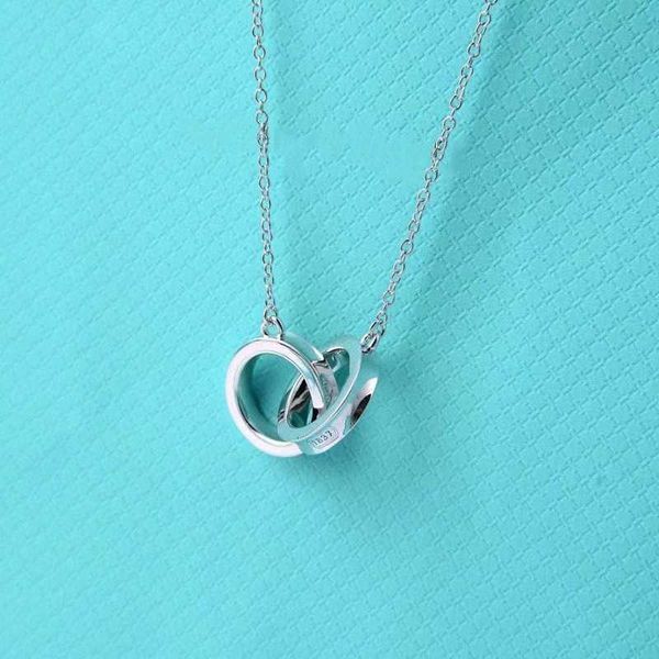 Tiff Necklace Designer luxury fashion jewelry S925 Silver 1837 Double Ring Necklace Light Luxury Classic Chain Necklace Qixi Valentine's Day Gift jewelry accessory
Tiff Necklace Designer luxury fashion jewelry S925 Silver 1837 Double Ring Necklace Light Luxury Classic Chain Necklace Qixi Valentine's Day Gift jewelry accessory