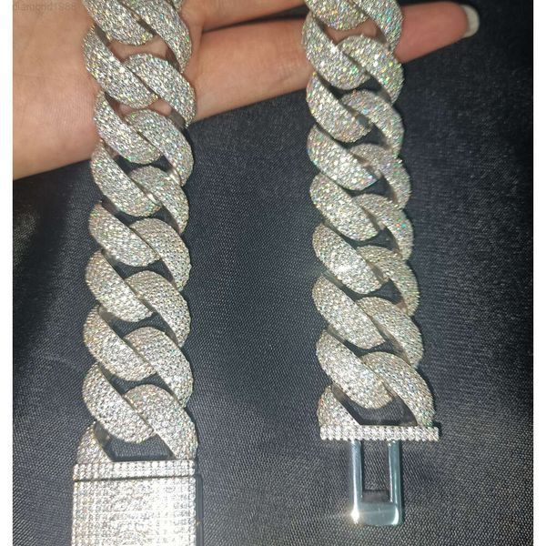 Customized Letter Lock 22mm 20 Inch Silver S925 Moissanite Diamond Hip Hop Iced Out Cuban Link
Customized Letter Lock 22mm 20 Inch Silver S925 Moissanite Diamond Hip Hop Iced Out Cuban Link