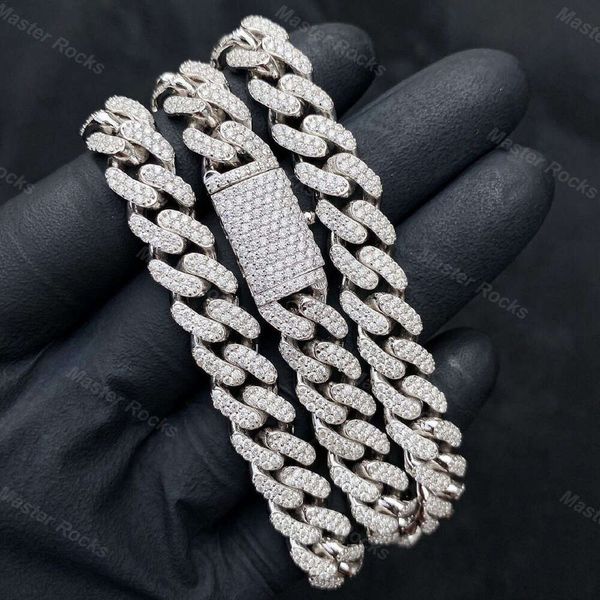 Custom Jewelry 10mm Two Rows Iced Out Necklace d Color Vvs Moissanite Miami Cuban Link Chain in Sliver 925
Custom Jewelry 10mm Two Rows Iced Out Necklace d Color Vvs Moissanite Miami Cuban Link Chain in Sliver 925