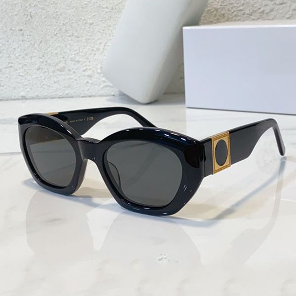 Designer Lunettes de Soleil Fashionable Luxury Mens and Womens Plate Frame Elliptical Frame Leisure Vacation Outdoor Camping Gradient Sunglasses with Box 420C
Designer Lunettes de Soleil Fashionable Luxury Mens and Womens Plate Frame Elliptical Frame Leisure Vacation Outdoor Camping Gradient Sunglasses with Box 420C