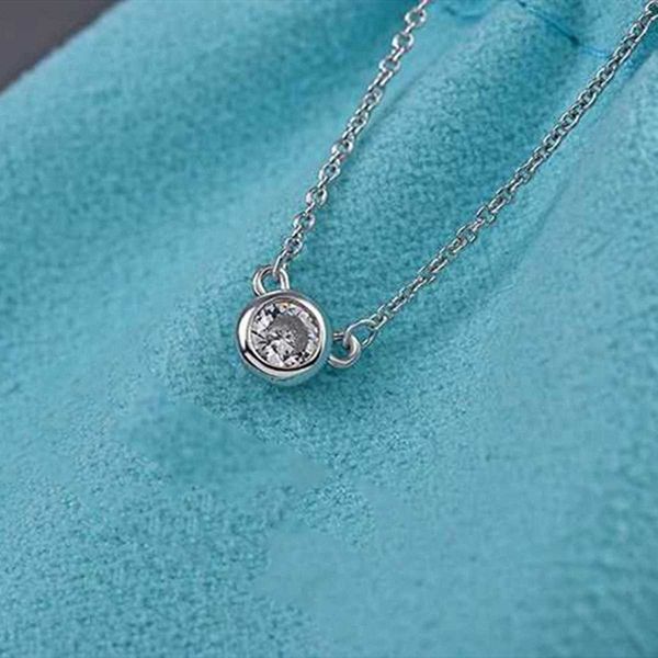 Tiff Necklace Designer luxury fashion jewelry single diamond necklace White Diamond clavicle chain simple 925 silver beans bubble jewelry high quality accessory
Tiff Necklace Designer luxury fashion jewelry single diamond necklace White Diamond clavicle chain simple 925 silver beans bubble jewelry high quality accessory