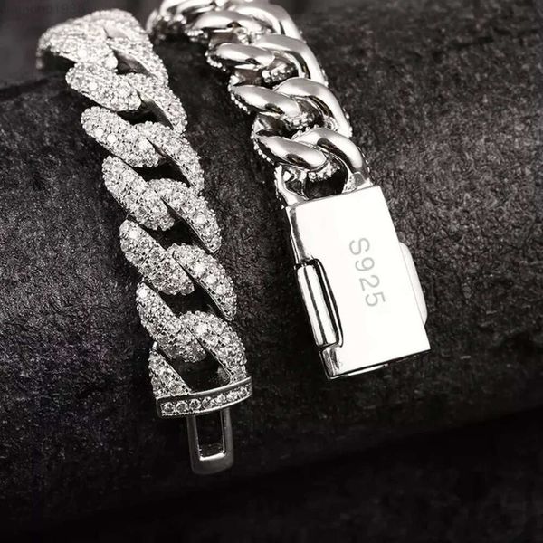 Luxury Rapper Jewelry Bust Down Moissanite Miami Cuban Chain 10mm Iced Out Sterling Silver Cuban Chain Necklace
Luxury Rapper Jewelry Bust Down Moissanite Miami Cuban Chain 10mm Iced Out Sterling Silver Cuban Chain Necklace