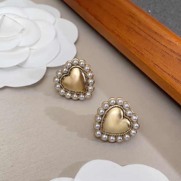 Designer jewelry for women High polished girls original branded heart pearl solid stud silver women letter logo engrave earrings wedding party
Designer jewelry for women High polished girls original branded heart pearl solid stud silver women letter logo engrave earrings wedding party