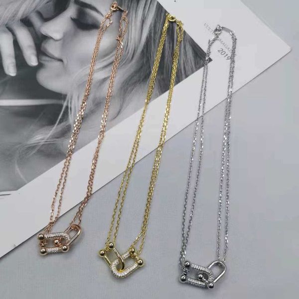 Tiff Necklace Designer luxury fashion jewelry new U-shaped full diamond necklace women's temperament smooth double-layer chain with diamond ring clavicle chain
Tiff Necklace Designer luxury fashion jewelry new U-shaped full diamond necklace women's temperament smooth double-layer chain with diamond ring clavicle chain