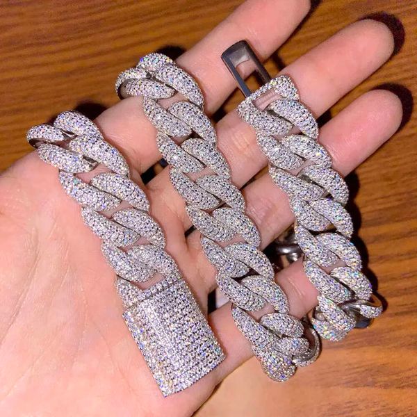 18Mm Custom Pass Diamond Tester Hip Hop Vvs Moissanite Cuban Link 18Mm Iced Out 3 Rows Moissanie Stone Miami Cuban Chain
18Mm Custom Pass Diamond Tester Hip Hop Vvs Moissanite Cuban Link 18Mm Iced Out 3 Rows Moissanie Stone Miami Cuban Chain