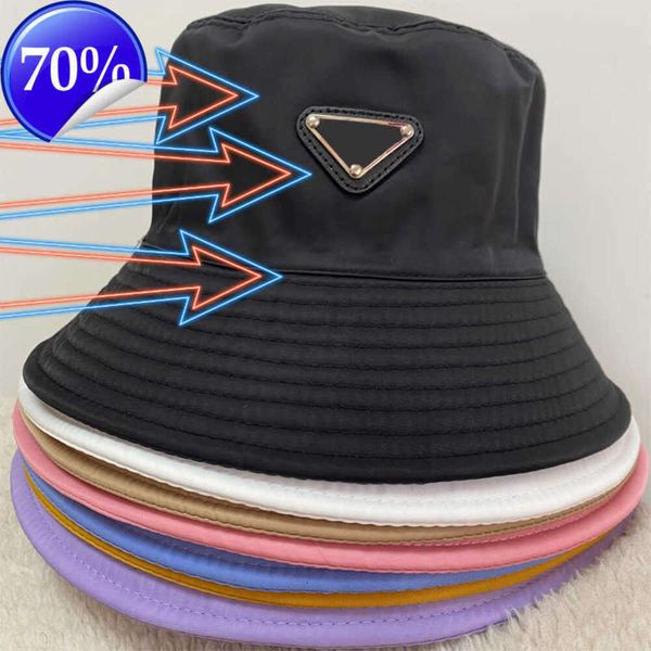 8Designers Caps Hats Mens Bonnet Beanie Bucket Hat Womens Baseball Cap Snapbacks Beanies Fedora Fitted Hats Woman Luxurys Design Chapeaux124133111aaa, Pink
8Designers Caps Hats Mens Bonnet Beanie Bucket Hat Womens Baseball Cap Snapbacks Beanies Fedora Fitted Hats Woman Luxurys Design Chapeaux124133111aaa, Pink