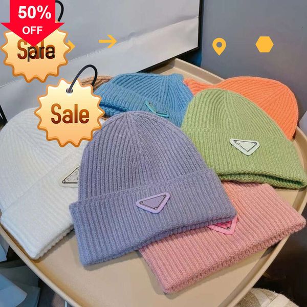 ABall Caps Fashion Luxury beanies designer Winter Bean men women design knit hats fall woolen cap letter jacquard Unisex 100% Cashmere letter leisure Skull2222wc
ABall Caps Fashion Luxury beanies designer Winter Bean men women design knit hats fall woolen cap letter jacquard Unisex 100% Cashmere letter leisure Skull2222wc