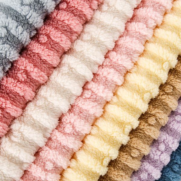 designer Blanket Soft Flannel Warm and Thick Bed Fleece Knitted Blanket
designer Blanket Soft Flannel Warm and Thick Bed Fleece Knitted Blanket