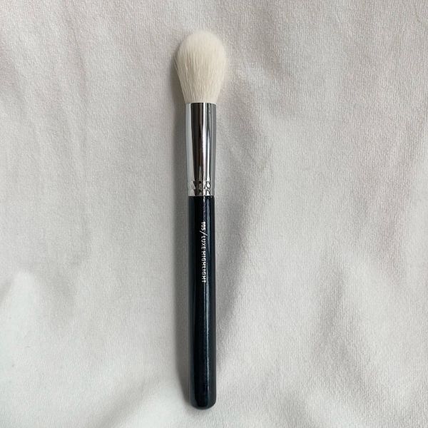 Makeup Brush 105 Highlight Brush Round Powder Blush Highlighting Cosmetic Brush Soft Goat Hair
Makeup Brush 105 Highlight Brush Round Powder Blush Highlighting Cosmetic Brush Soft Goat Hair