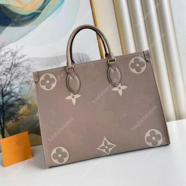 Designer Tote Bag women's bag Shopping Bag leather tote bag high quality luxury bags Soft Fashion Casual Tote Letter knurling bags for women handbags Fashion beach bag
Designer Tote Bag women's bag Shopping Bag leather tote bag high quality luxury bags Soft Fashion Casual Tote Letter knurling bags for women handbags Fashion beach bag