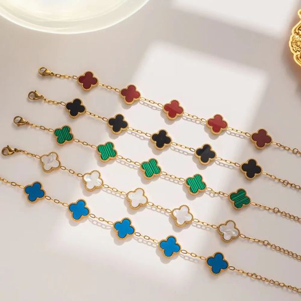 Designer Jewelry Four Leaf vanly cleefly clover Charm Bracelets Bangle Chain 18K Gold Agate Shell Mother of Pearl for Women Girl Wedding Mother' Day Christmas gift
Designer Jewelry Four Leaf vanly cleefly clover Charm Bracelets Bangle Chain 18K Gold Agate Shell Mother of Pearl for Women Girl Wedding Mother' Day Christmas gift
