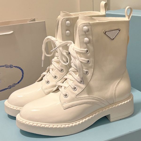 Women Boots Ankle Boots Designer Martin Boots P Triangular Metal Mark Patent Leather Black White Fashion Outdoor Walking Bootis
Women Boots Ankle Boots Designer Martin Boots P Triangular Metal Mark Patent Leather Black White Fashion Outdoor Walking Bootis